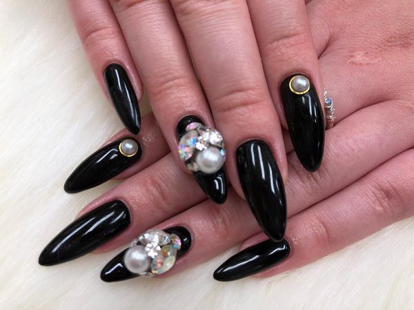 anh_1-1-_dinh_da_tong_den_e81621e6709b4a128207bca6cedc69c7_grande anh 1 1 dinh da tong den e81621e6709b4a128207bca6cedc69c7 grande