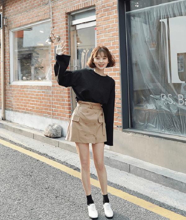 Trọn Bộ Bí Kíp Phối Đồ Nữ Lùn Tự Tin Tỏa Sáng 4 Chân váy chữ A cho người lùn