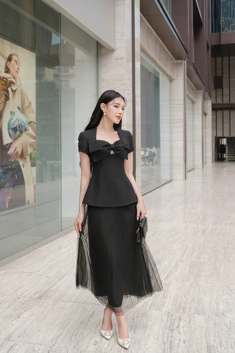 15+ Cách Phối Đồ Với Chân Váy Dài Đi Tiệc Sang Trọng 1 Cách phối màu đi tiệc với chân váy dài