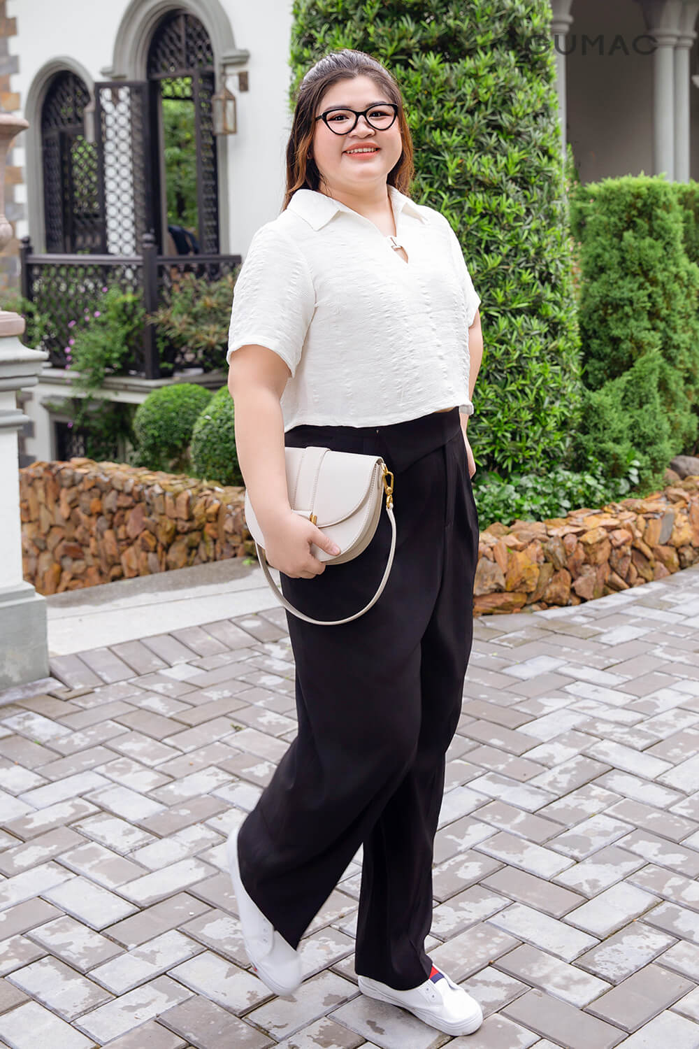 10+ Cách Phối Áo Sơ Mi Cho Người Mập Nữ Hack Dáng Đỉnh 2 Áo sơ mi cho người béo bụng