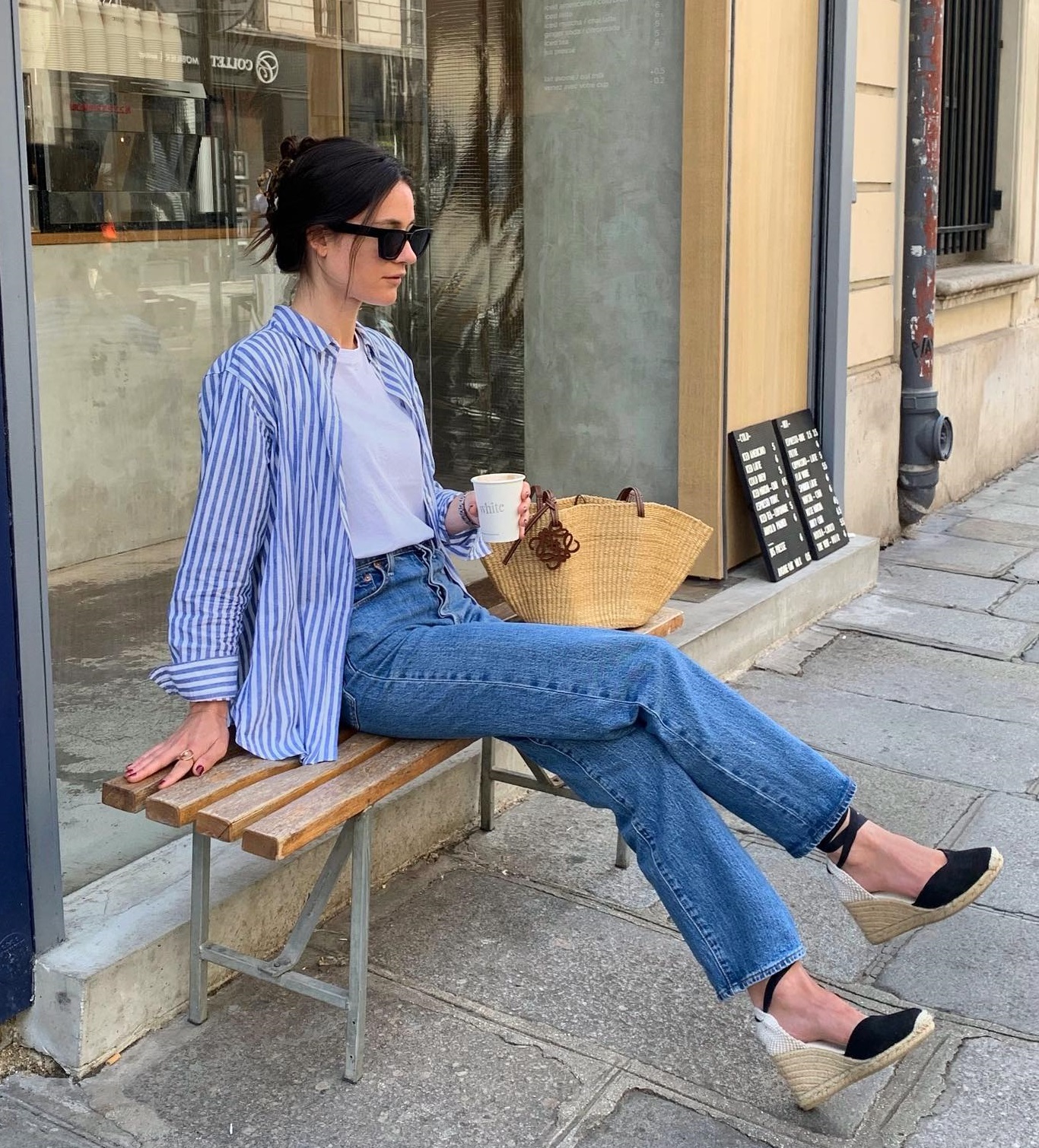 20+ Cách Phối Đồ Áo Sơ Mi Nữ Sành Điệu Hack Dáng 3 Áo sơ mi mặc với quần short