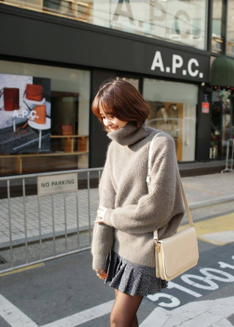 Phối áo cổ lọ nữ layer