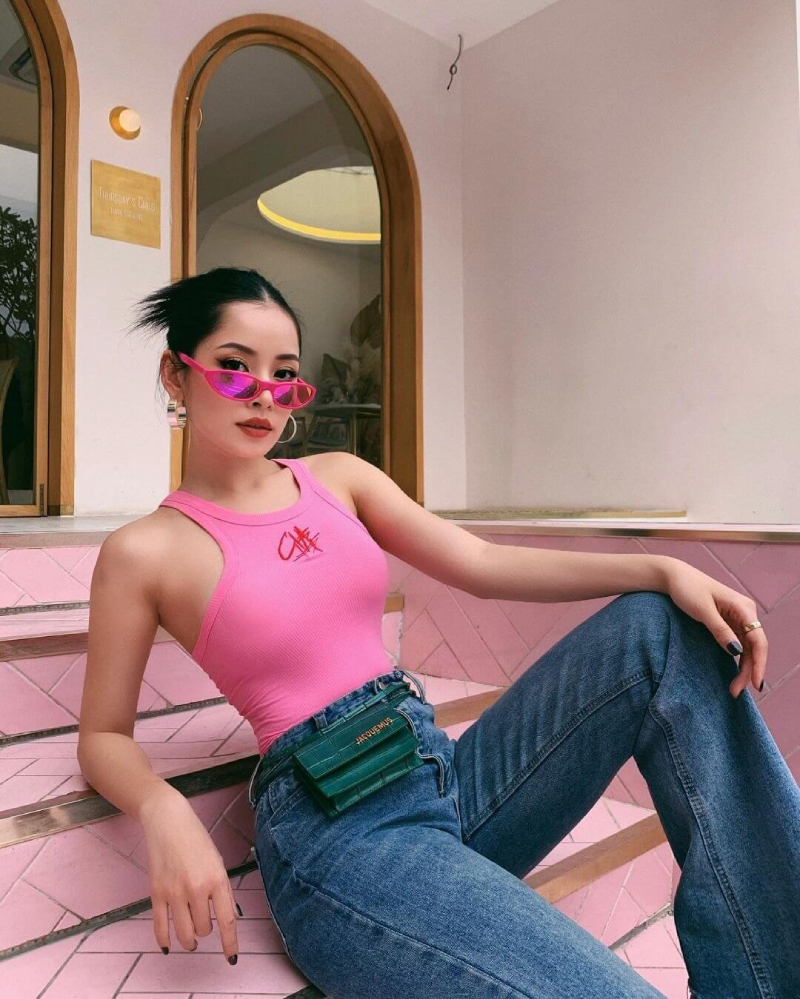 Phối đồ với áo ba lỗ nữ