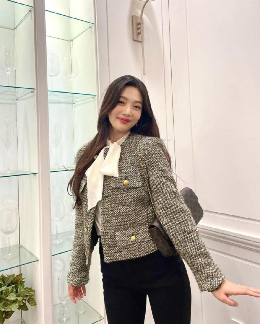 20+ Cách Phối Đồ Với Áo Dạ Hack Dáng & Sành Điệu 2 Phối đồ với áo dạ và quần jeans