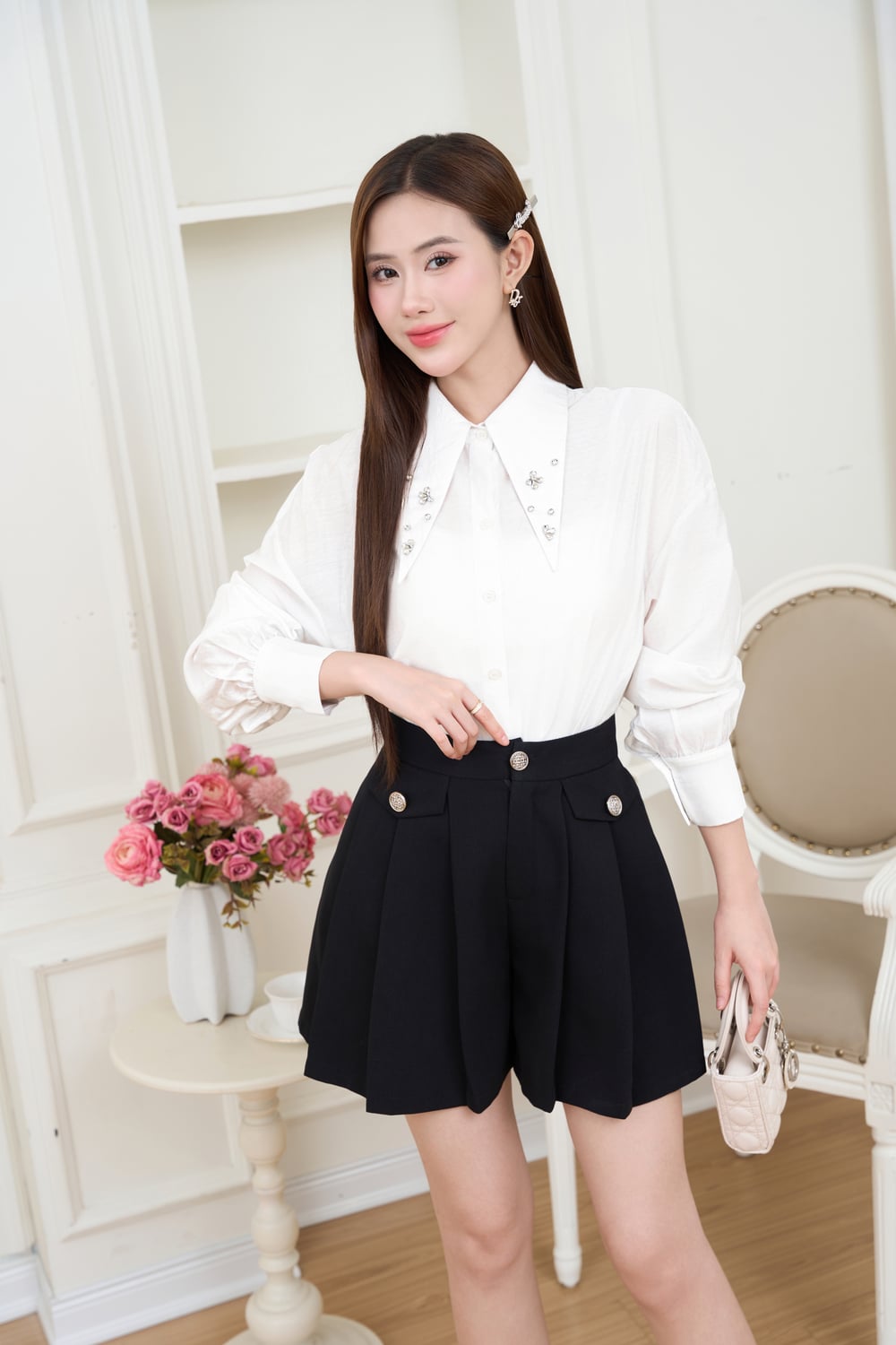 mặc áo sơ mi rộng nữ đẹp