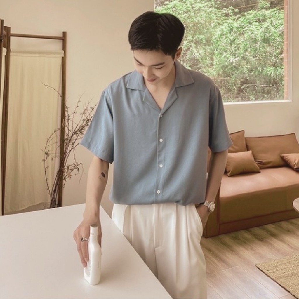 Phối đồ với áo sơ mi tay ngắn nữ form rộng