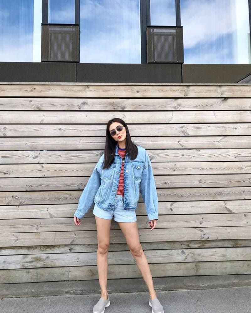 20+ Cách Phối Đồ Với Áo Khoác Jean Lửng Nữ Hack Dáng 5 Style áo khoác jean lửng nữ năng động