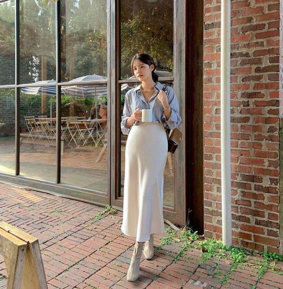 Cách phối blazer nữ với chân váy lụa