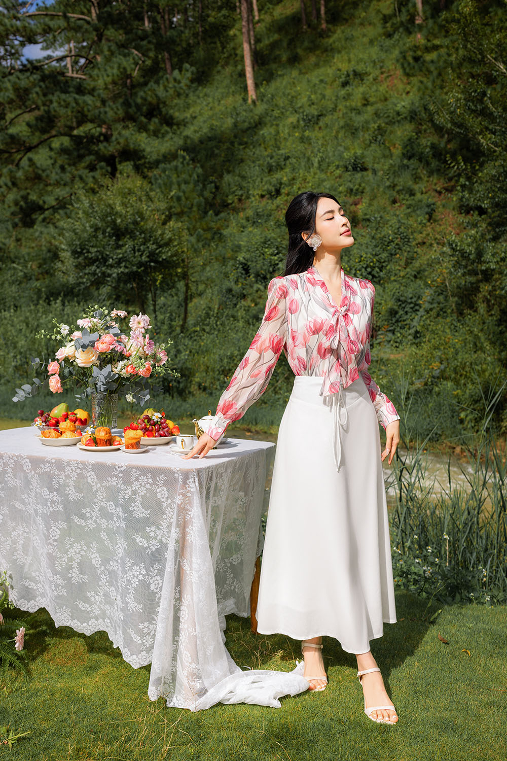 20+ Cách Phối Đồ Với Chân Váy Xòe Dài Trắng Hack Dáng 1 Mẫu chân váy xòe dài màu trắng đẹp