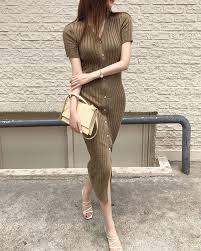 10+ Cách Mix Đồ Với Váy Len Body Sành Điệu Như Fashionista 5 Phối đồ với váy len body dài