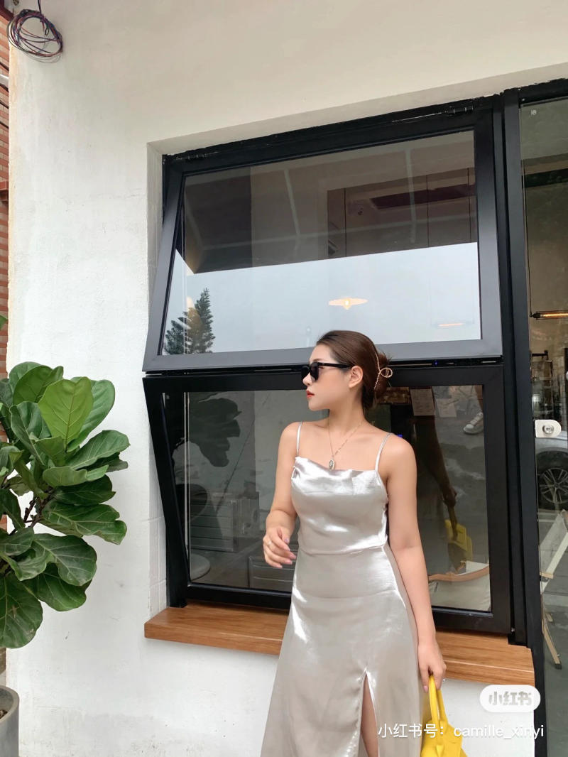 màu bạc phối màu đen