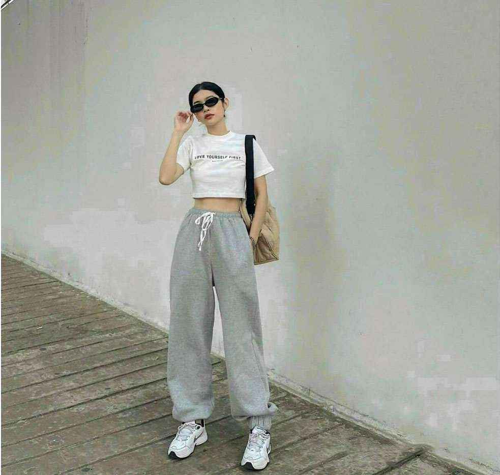 10+ Cách Phối Áo Croptop Với Quần Ống Rộng Hack Dáng Đỉnh Cao 2 Gợi ý phối áo croptop với quần ống rộng sành điệu