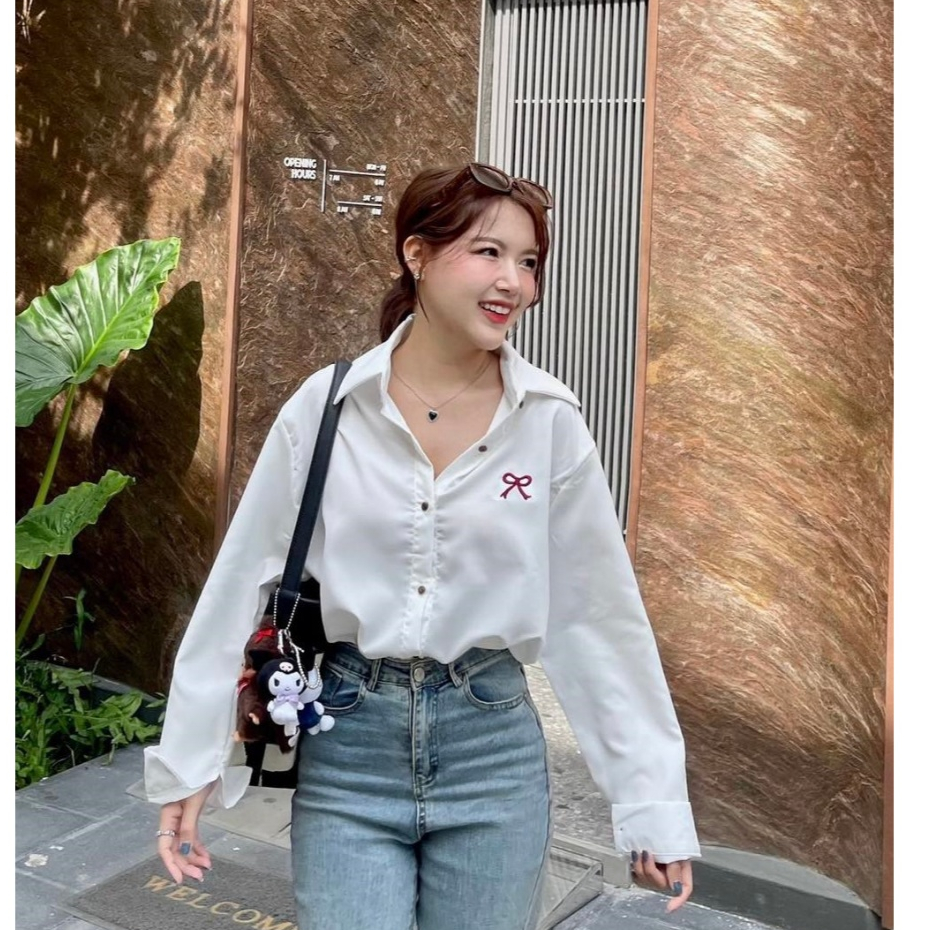 Phối đồ công sở với áo sơ mi form rộng