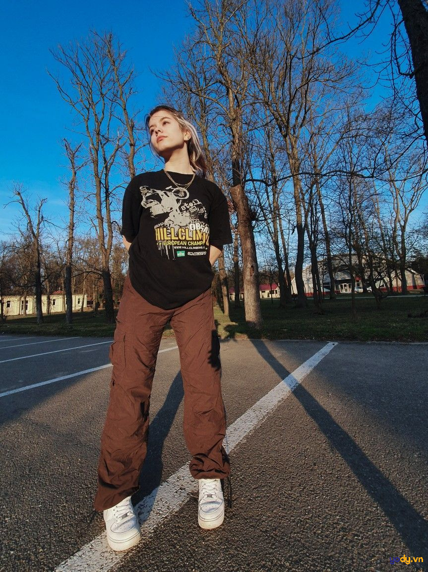 Style hiphop nữ cá tính với mũ beanie