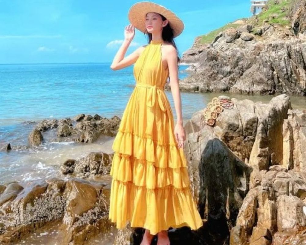 TOP 30+ Mẫu Đầm Đi Biển Đẹp Sang Chảnh & Hack Dáng 8 Phối đồ với đầm đi biển đẹp
