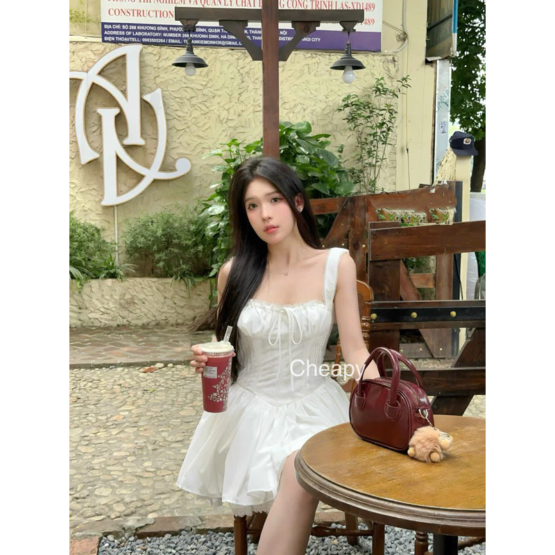 Đầm Hai Dây Lụa La Rose Cao Cấp, 3 Màu Thời Thượng 25 Vẻ đẹp quyến rũ của đầm hai dây