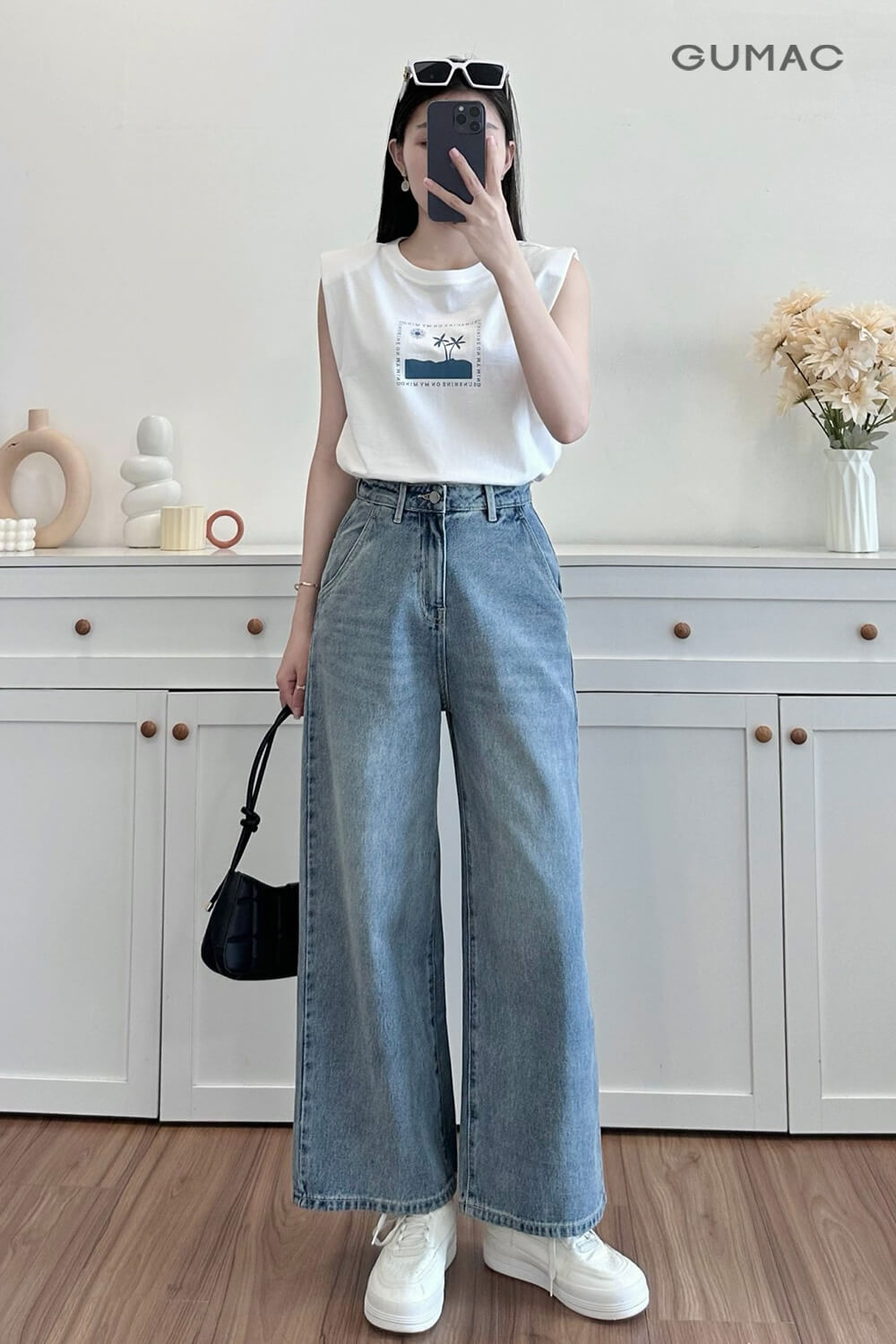 25+ Cách Phối Đồ Với Quần Jean Nữ Sành Điệu Hack Dáng 8 Phối đồ với quần jean trắng nữ