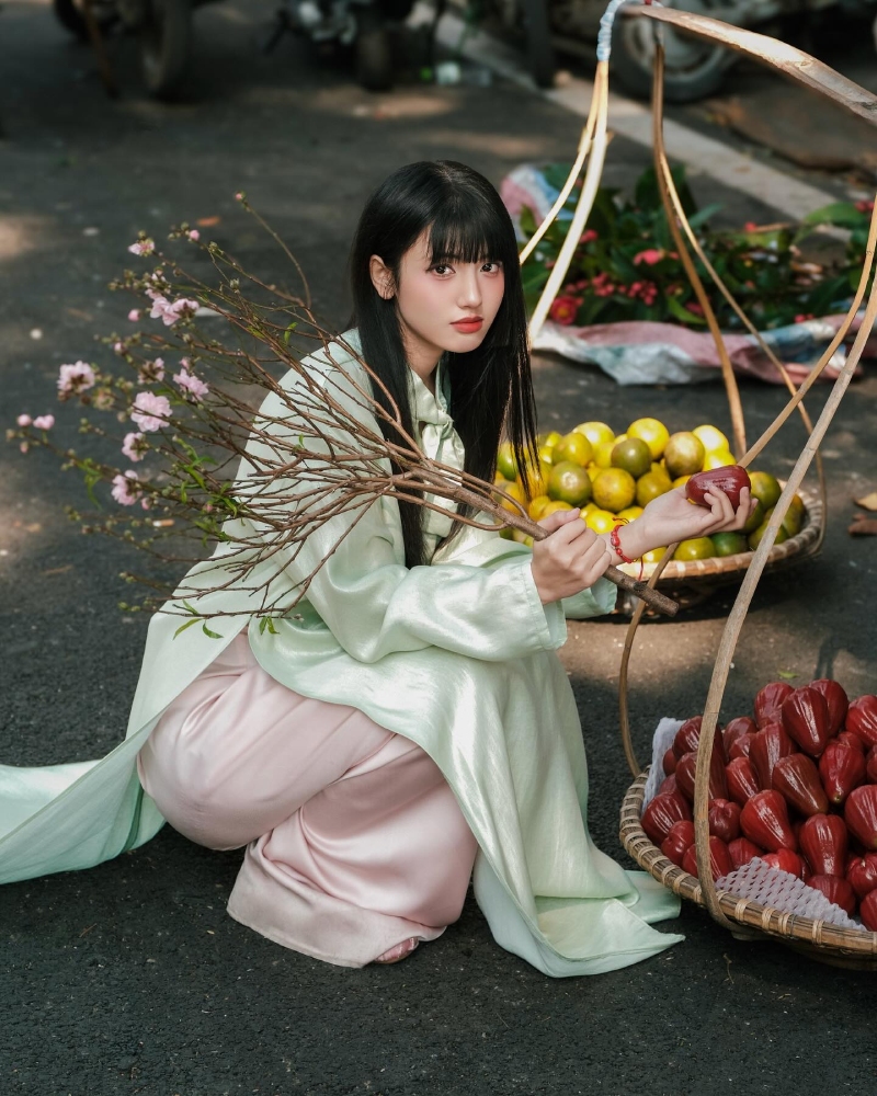 mung 3 tet mac mau gi 5240