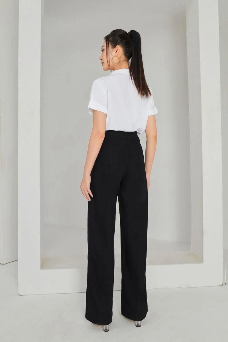 20+ Cách Phối Đồ Với Quần Âu Nữ Thanh Lịch & Hack Dáng 4 Phối đồ với quần âu nữ và áo croptop