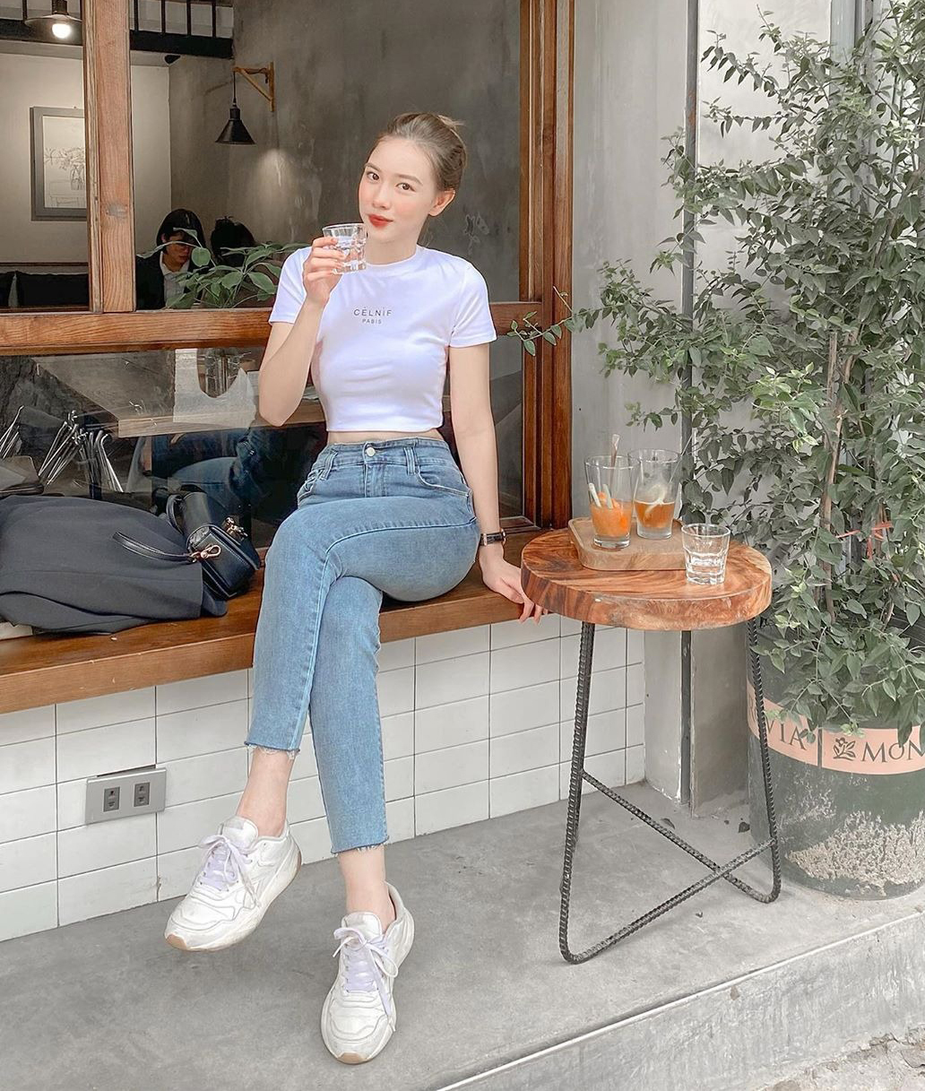 25+ Cách Phối Đồ Với Quần Jean Nữ Sành Điệu Hack Dáng 2 Cách phối quần baggy jean với áo